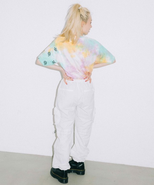 X-girl（エックスガール）の「ROUND POCKET NYLON PANTS（その他パンツ・レディース・ホワイト/マルチ/ブラック・XS/S/M）」の18枚目の写真