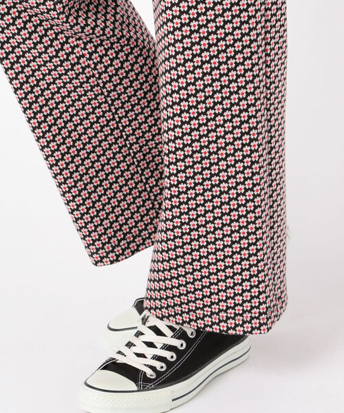 fredy repit（フレディレピ）の「花柄カットジャガード イージーパンツ（その他パンツ・レディース・ホワイト系その他5/ブラック系その他3/グレー系その他4・38）」の8枚目の写真