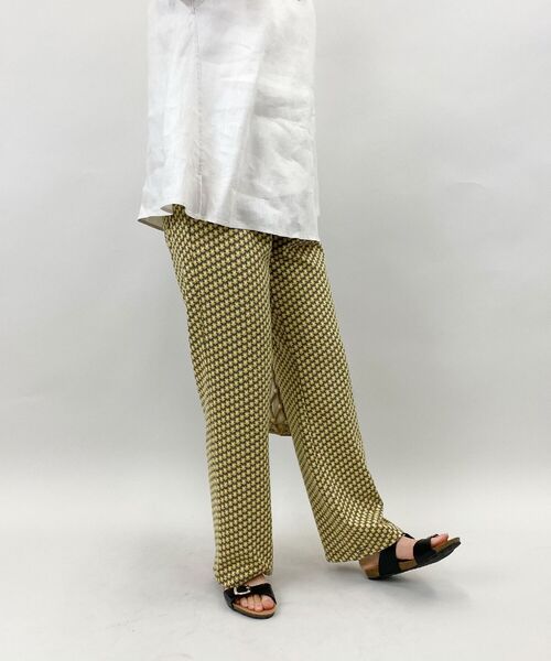 fredy repit（フレディレピ）の「花柄カットジャガード イージーパンツ（その他パンツ・レディース・ホワイト系その他5/ブラック系その他3/グレー系その他4・38）」の19枚目の写真