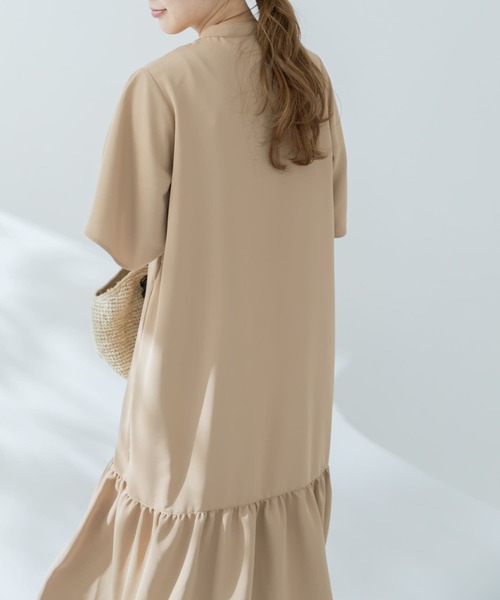 URBAN RESEARCH Sonny Label（アーバンリサーチサニーレーベル）の「ティアードシャツワンピース（ワンピース・レディース・ブラック/ベージュ/ブルー・FREE）」の5枚目の写真