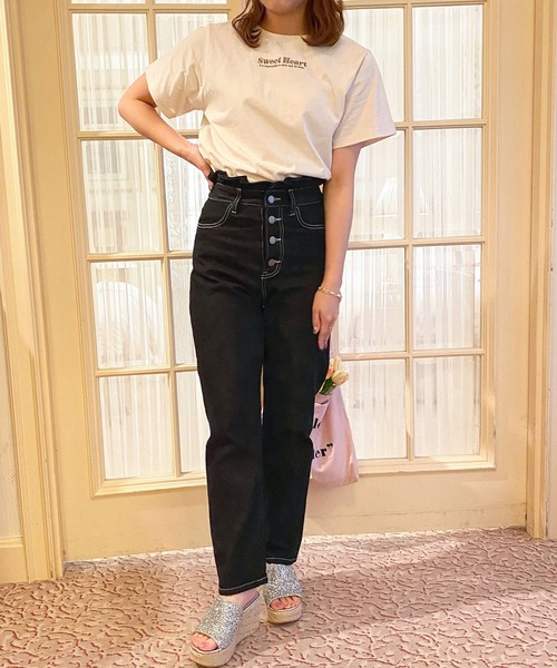 apres jour（アプレジュール）の「アプレロゴパッチテーパードデニム【ZOZOTOWN限定アイテム】【4AP】（デニムパンツ・レディース・ダークブルー/ブラック/オフホワイト/ピンク・X-LARGE/LARGE/SMALL/MEDIUM）」の16枚目の写真