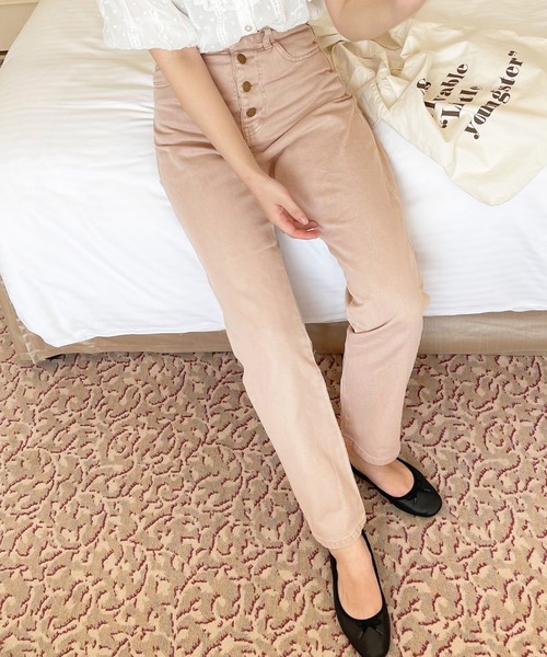 apres jour（アプレジュール）の「アプレロゴパッチテーパードデニム【ZOZOTOWN限定アイテム】【4AP】（デニムパンツ・レディース・ダークブルー/ブラック/オフホワイト/ピンク・X-LARGE/LARGE/SMALL/MEDIUM）」の22枚目の写真