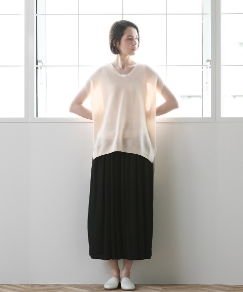 Pao de lo（パオデロ）の「サンドオリオンツイルギャザースカート（スカート・レディース・グレー/チャコールグレー/ブラック・9号/7号）」の5枚目の写真