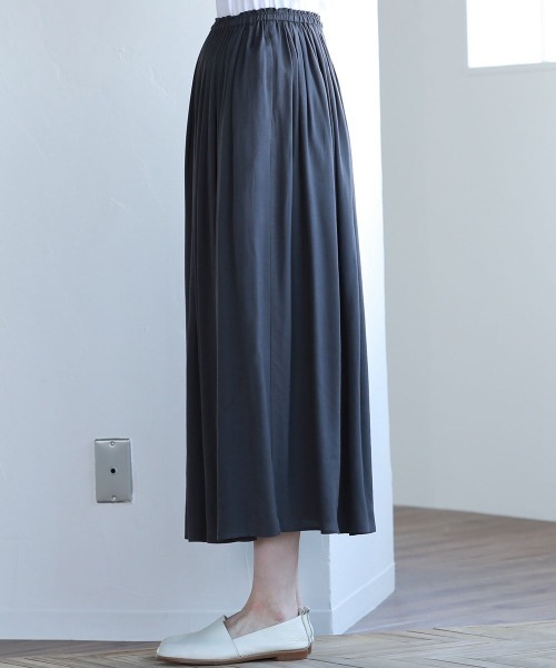 Pao de lo（パオデロ）の「サンドオリオンツイルギャザースカート（スカート・レディース・グレー/チャコールグレー/ブラック・9号/7号）」の19枚目の写真