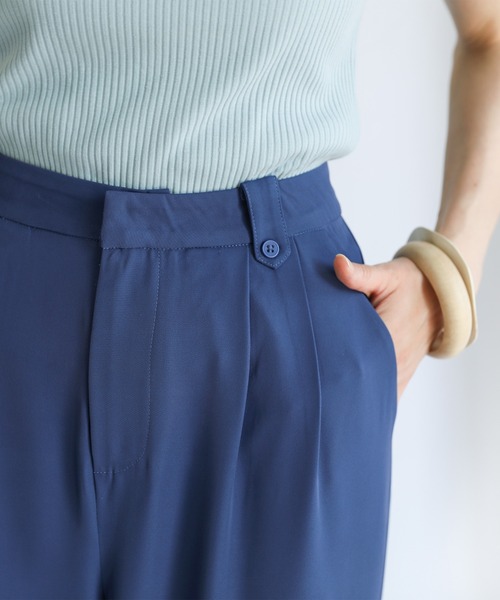 select MOCA（セレクトモカ）の「2021 SS ダブルタックコクーンパンツ（その他パンツ・レディース・ホワイト/ブラック/ブルー・FREE）」の10枚目の写真