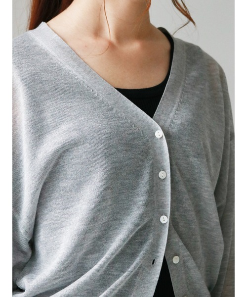 Te chichi（テチチ）の「Vネックカーディガン（カーディガン/ボレロ・レディース・ブラック/グレー/オフホワイト/ベージュ・ﾌﾘ-）」の17枚目の写真