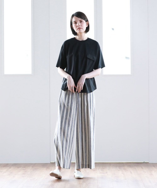 Pao de lo(パオデロ)の「【VOYAGE】サイロタイムレスポンチカットソー(Tシャツ/カットソー・レディース・ブラック/ベージュ/ネイビー・9号)」の14枚目の写真