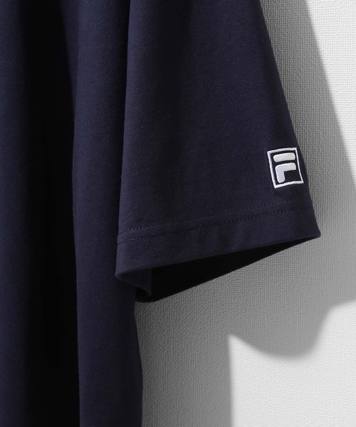 FILA（フィラ）の「【FILA】高密度 古着風ヴィンテージカレッジロゴビッグシルエット半袖Tシャツ（Tシャツ/カットソー・レディース・ホワイト×レッド/ホワイト×ブルー/ブラック×ホワイト/ブラック×ブルー/ネイビー系/ネイビー系1・MEDIUM/LARGE）」の12枚目の写真