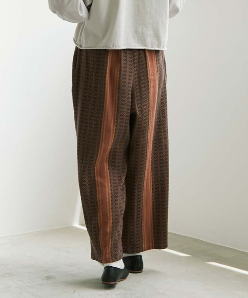 cardo fabrica(カルドファブリカ)の「コットンドビーストライプ イージーパンツ(その他パンツ・レディース・ブラウン・FREE)」の4枚目の写真