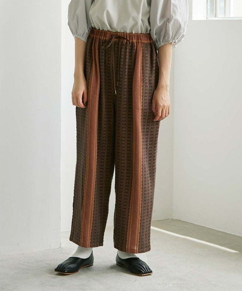 cardo fabrica(カルドファブリカ)の「コットンドビーストライプ イージーパンツ(その他パンツ・レディース・ブラウン・FREE)」の5枚目の写真
