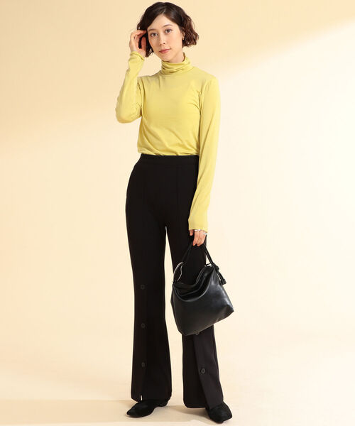 Ray BEAMS（レイビームス）の「Ray BEAMS / ストレッチ タートルネック Tシャツ（Tシャツ/カットソー・レディース・イエロー/サックスブルー/ホワイト系その他6・ONE SIZE）」の22枚目の写真