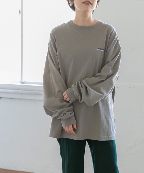 THOUSAND MILE(サウザンドマイル)の「『XLサイズ別注』EMBROIDERY LOGO LONG-SLEEVE T-SHIRTS(Tシャツ/カットソー・メンズ・ベージュ/ホワイト/ブラック・LARGE/X-LARGE/MEDIUM)」の3枚目の写真