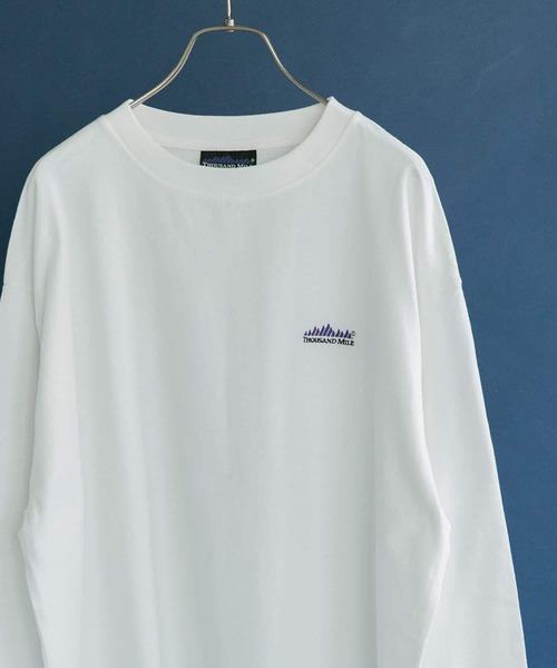 THOUSAND MILE(サウザンドマイル)の「『XLサイズ別注』EMBROIDERY LOGO LONG-SLEEVE T-SHIRTS(Tシャツ/カットソー・メンズ・ベージュ/ホワイト/ブラック・LARGE/X-LARGE/MEDIUM)」の1枚目の写真
