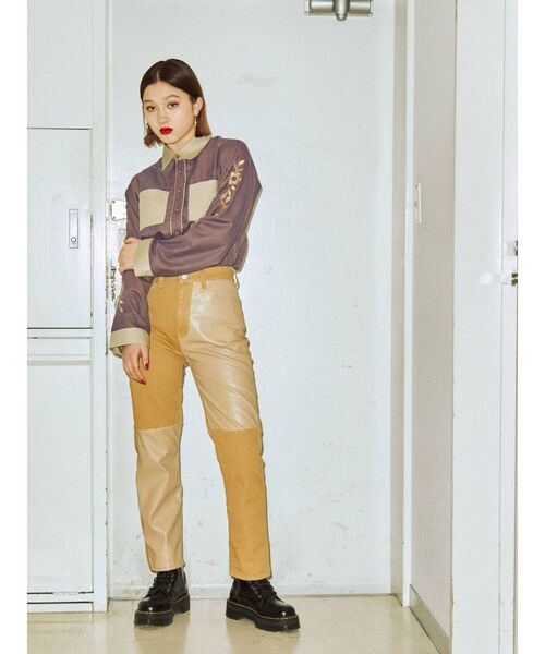 jouetie（ジュエティ）の「エコレザードッキングパンツ（デニムパンツ・レディース・ブラック/ライトブルー/ベージュ・SMALL/MEDIUM）」の20枚目の写真