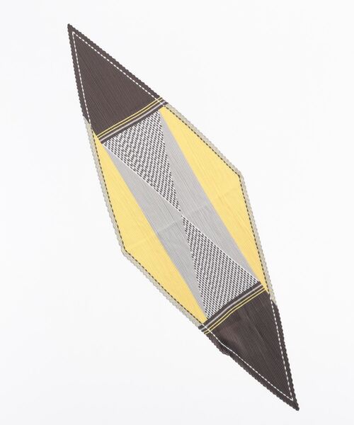 N.（N. Natural Beauty Basic）（エヌエヌナチュラルビューティーベーシック）の「キカ柄プリーツスカーフ（ストール/ショール・レディース・ブルー系その他/イエロー系その他・ﾌﾘ-）」の6枚目の写真