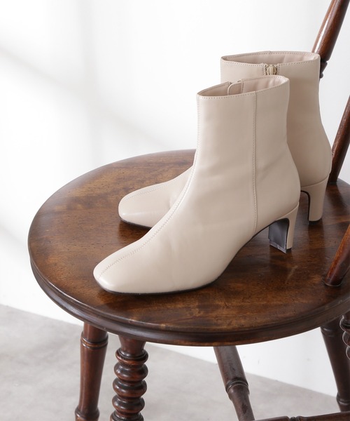 N.（N. Natural Beauty Basic）（エヌエヌナチュラルビューティーベーシック）の「◆セットバックショートブーツ（ブーツ・レディース・ホワイト/ブラック/ブラウン・22.5/23.5/24.5）」の10枚目の写真