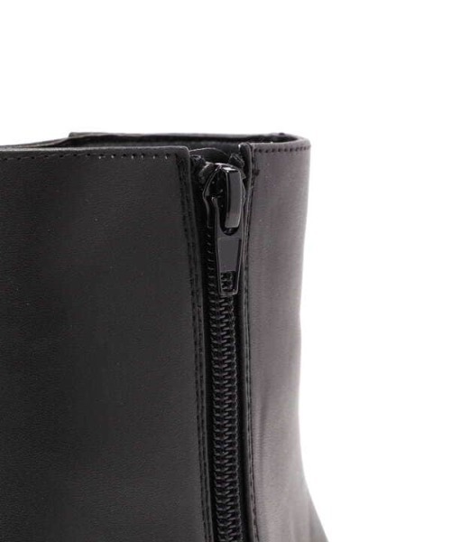 N.（N. Natural Beauty Basic）（エヌエヌナチュラルビューティーベーシック）の「◆セットバックショートブーツ（ブーツ・レディース・ホワイト/ブラック/ブラウン・22.5/23.5/24.5）」の17枚目の写真