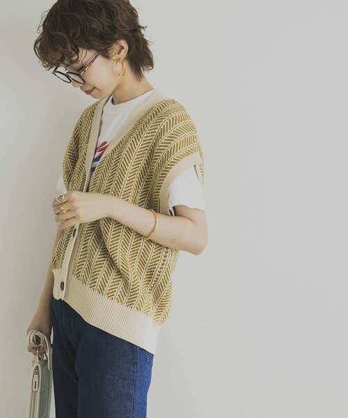 URBAN RESEARCH(アーバンリサーチ)の「ジャカードニットベスト(ニット/セーター・レディース・イエロー/グレー系その他・FREE)」の10枚目の写真