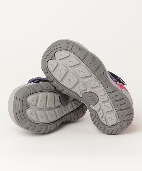 KEEN（キーン）の「KNOTCH PEAK / ノッチ ピーク / キッズ スニーカー（スニーカー・キッズ・ネイビー・17cm/16cm/19.5cm/18cm/15cm/18.5cm）」の3枚目の写真