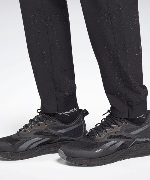 Reebok(リーボック)の「Thermowarm+Graphene パンツ / Thermowarm+Graphene Pants(その他パンツ・メンズ・ブラック・MEDIUM/X-SMALL/XX-LARGE/SMALL/X-LARGE/XXX-LARGE/LARGE)」の4枚目の写真