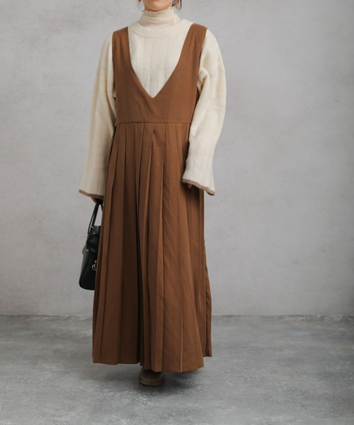 sakishimatokyo（サキシマトーキョー）の「【ZOZO限定】サキシマamp「Vネックジャンバースカート」（ジャンパースカート・レディース・ブラック/ダークブラウン/ライトブラウン・FREE）」の17枚目の写真