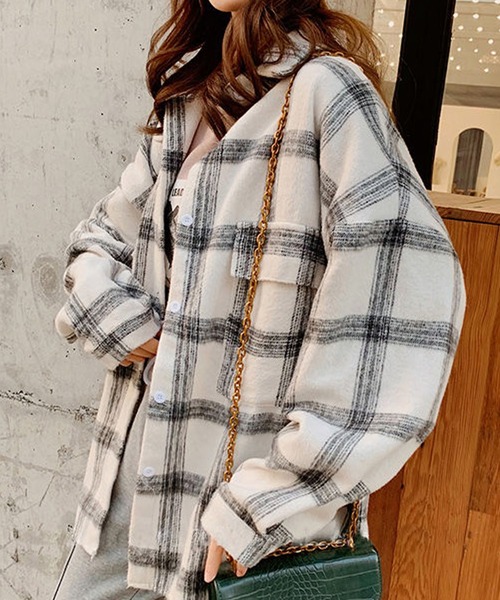 Girly Doll（ガーリードール）の「オーバーサイズチェック起毛シャツ（シャツ/ブラウス・レディース・ホワイト/ブラウン・FREE）」の22枚目の写真