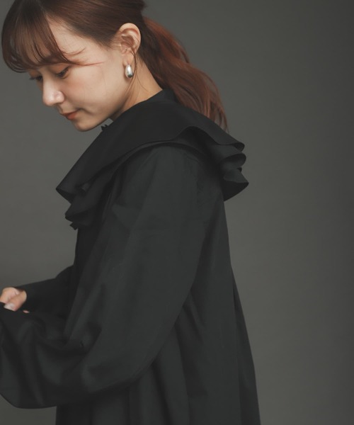 SENSE OF PLACE by URBAN RESEARCH（センスオブプレイスバイアーバンリサーチ）の「ビッグカラーシャツワンピース（ワンピース・レディース・オフホワイト/ブラック・ONE）」の20枚目の写真