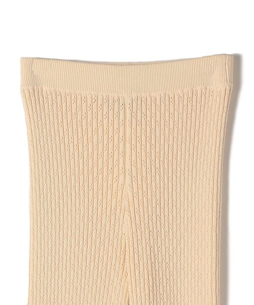 SHIPS(シップス)の「〈手洗い可能〉アイレットリブニットレギンスパンツ(レギンス/スパッツ・レディース・イエロー系その他2/ナチュラル/ブラック・ONE SIZE)」の5枚目の写真