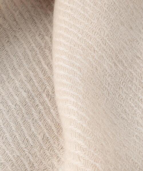 UNITED ARROWS（ユナイテッドアローズ）の「＜UNITED ARROWS＞カシミヤ ストール（ストール/ショール・レディース・ライトグレー/ブラック/ベージュ/ネイビー/レッド・FREE）」の12枚目の写真