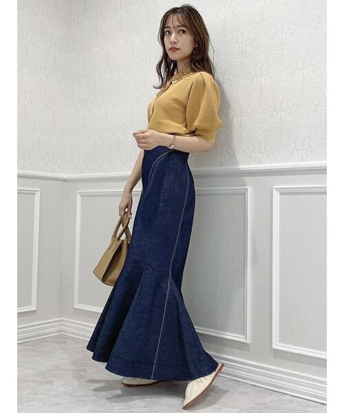 dazzlin(ダズリン)の「ハニカムリボンコンパクトトップス(ニット/セーター・レディース・オフホワイト/ブルー/マスタード/ブラック・FREE)」の14枚目の写真