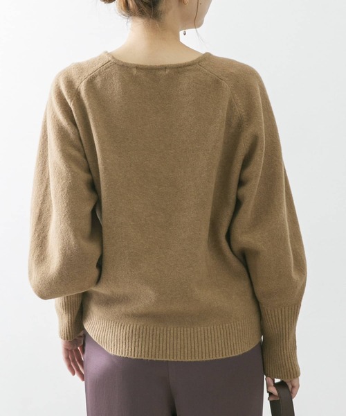 URBAN RESEARCH ROSSO（アーバンリサーチロッソ）の「ボリュームスリーブハイゲージニット（ニット/セーター・レディース・オフホワイト/キャメル/ライトブルー・FREE）」の11枚目の写真