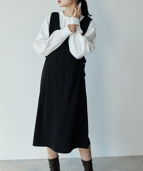 ECRIRE（エクリール）の「ｻｲﾄﾞﾘﾎﾞﾝVﾈｯｸﾛﾝｸﾞﾜﾝﾋﾟｰｽ（ベスト・レディース・ブラック/ネイビー/ベージュ・M）」の2枚目の写真