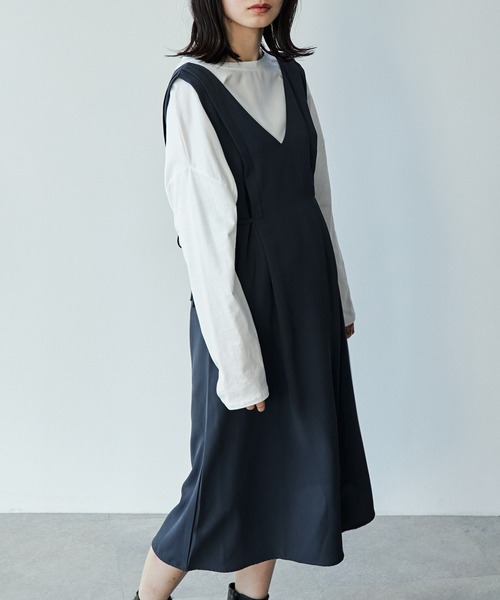 ECRIRE（エクリール）の「ｻｲﾄﾞﾘﾎﾞﾝVﾈｯｸﾛﾝｸﾞﾜﾝﾋﾟｰｽ（ベスト・レディース・ブラック/ネイビー/ベージュ・M）」の6枚目の写真