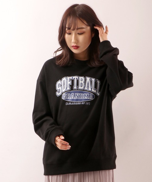 FUNALIVE(ファンアライブ)の「オーバーサイズ SOFT BALL カレッジロゴトレーナー(スウェット・メンズ・ブラック/ライトグレー/ホワイト・M/L)」の1枚目の写真