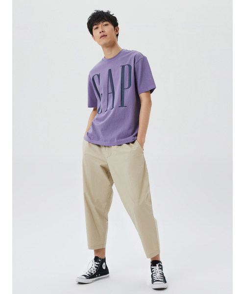 GAP（ギャップ）の「FREE&FLOW リラックス クロップド丈パンツ（チノパンツ・メンズ・ベージュ/ネイビー/ブラウン/グレー・S/M/L/XL/XS）」の9枚目の写真