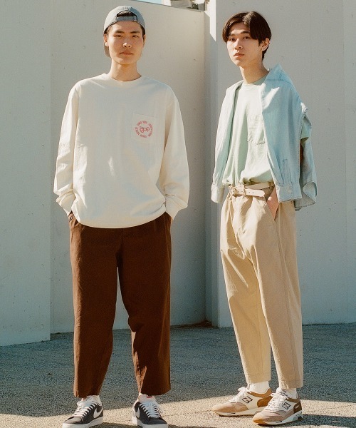 GAP（ギャップ）の「FREE&FLOW リラックス クロップド丈パンツ（チノパンツ・メンズ・ベージュ/ネイビー/ブラウン/グレー・S/M/L/XL/XS）」の16枚目の写真