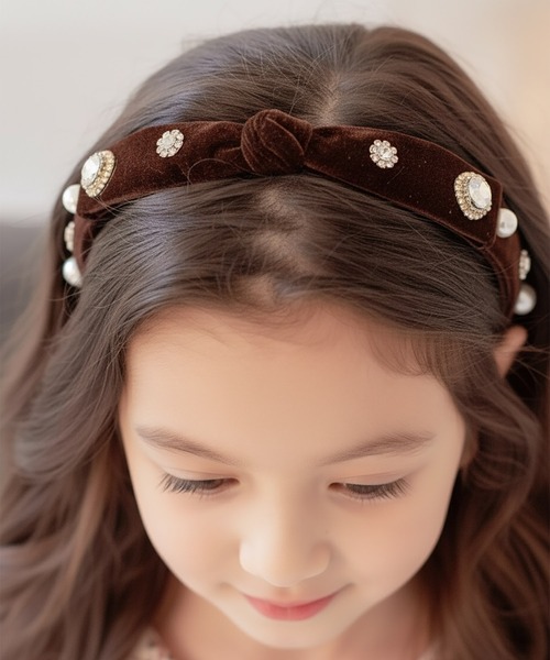 Rora(ローラ)の「マリー リボンカチューシャ(2color)(カチューシャ・キッズ・チョコ/ブラック・FREE)」の14枚目の写真