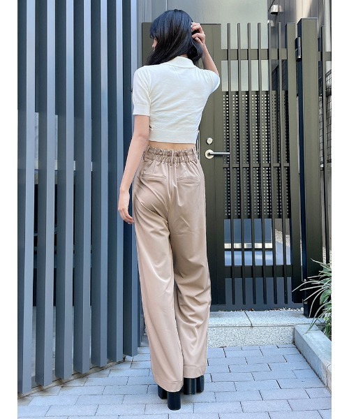 ENVYM（アンビー）の「ダブルベルトスラックスＰＴ（スラックス・レディース・ベージュ/ブラック/ブルー/グレー・FREE）」の11枚目の写真