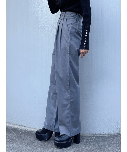 ENVYM（アンビー）の「ダブルベルトスラックスＰＴ（スラックス・レディース・ベージュ/ブラック/ブルー/グレー・FREE）」の9枚目の写真