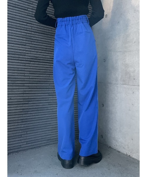 ENVYM（アンビー）の「ダブルベルトスラックスＰＴ（スラックス・レディース・ベージュ/ブラック/ブルー/グレー・FREE）」の12枚目の写真