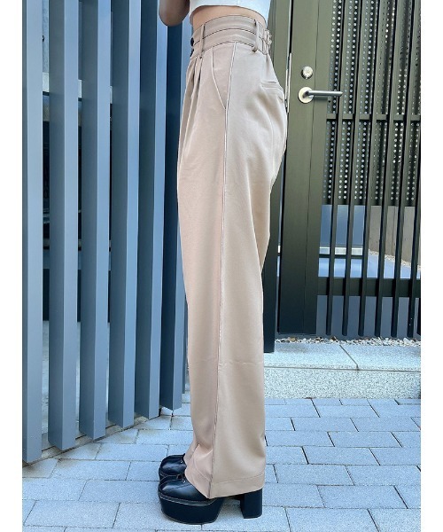 ENVYM（アンビー）の「ダブルベルトスラックスＰＴ（スラックス・レディース・ベージュ/ブラック/ブルー/グレー・FREE）」の15枚目の写真