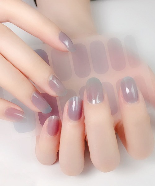 Doux Belle（ドゥーベル）の「貼るだけネイルシール シンプルな色合い（ネイルシール/ネイルチップ・レディース・その他5/D/L/T/A/F/N/V/その他1/H/P/X/その他2/I/Q/Y/その他4/C/K/S/その他6/E/M/U/G/O/W/その他3/B/J/R/Z・FREE）」の4枚目の写真