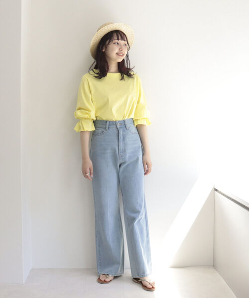 fredy emue(フレディエミュ)の「【WEB限定】タックスリーブカットソープルオーバー(Tシャツ/カットソー・レディース・ブラック/ベージュ/イエロー・38)」の4枚目の写真
