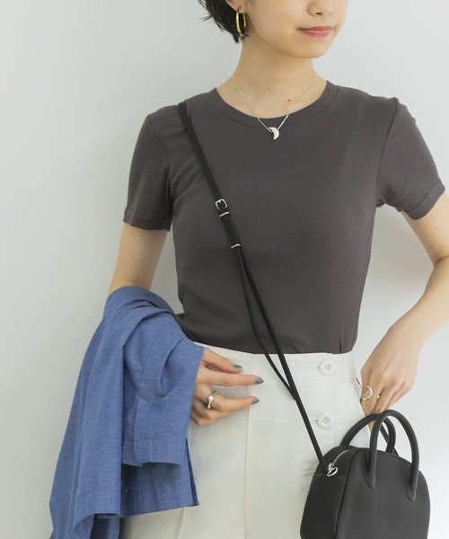 URBAN RESEARCH（アーバンリサーチ）の「コンパクトテレコTシャツ（Tシャツ/カットソー・レディース・レッド/チャコールグレー/ライトグレー・FREE）」の6枚目の写真