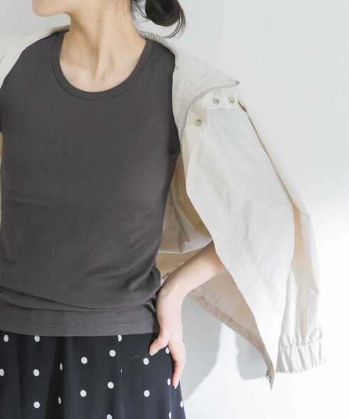 URBAN RESEARCH（アーバンリサーチ）の「コンパクトテレコTシャツ（Tシャツ/カットソー・レディース・レッド/チャコールグレー/ライトグレー・FREE）」の12枚目の写真