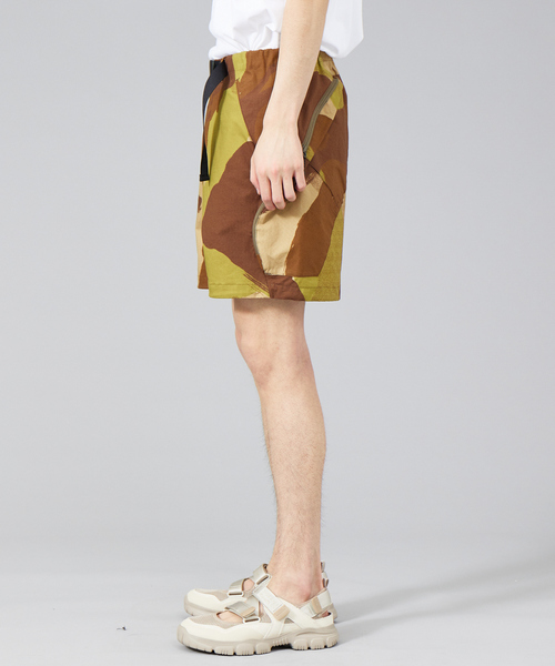 DESCENTE（デサント）の「【DESCENTE ddd】別注 6ポケット カモフラ ショーツ（その他パンツ・メンズ・カーキ・46/48）」の10枚目の写真
