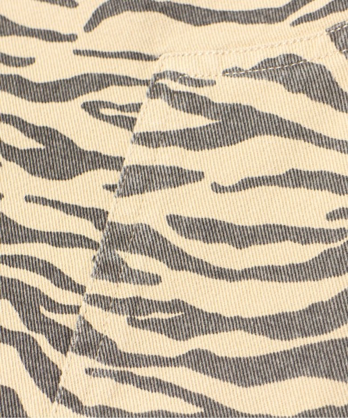 one way（ワンウェイ）の「ゼブラ柄フリンジミニスカート（スカート・レディース・ホワイト/ダークグリーン・FREE）」の9枚目の写真