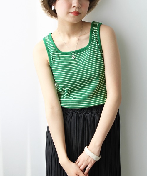 GeeRA（ジーラ）の「テレコリブタンクトップ（タンクトップ・レディース・アイボリー/ピンクベージュ/ブラック/オフホワイト/イエロー/ライトグリーン/グリーン/パープル・MEDIUM/LARGE/X-LARGE）」の2枚目の写真