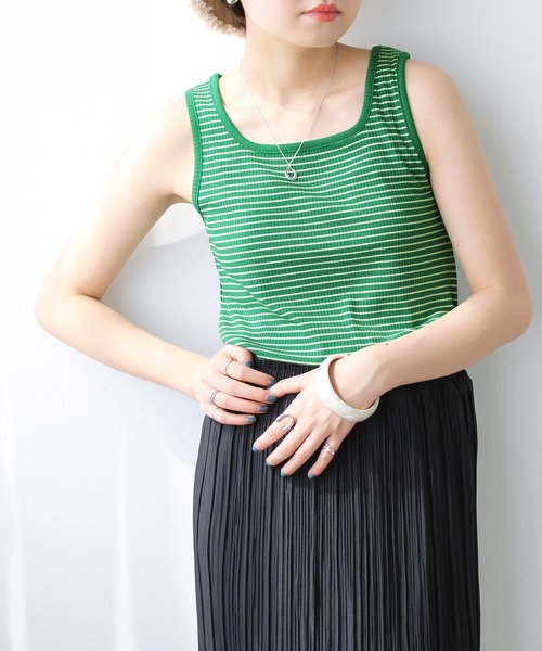 GeeRA（ジーラ）の「テレコリブタンクトップ（タンクトップ・レディース・アイボリー/ピンクベージュ/ブラック/オフホワイト/イエロー/ライトグリーン/グリーン/パープル・MEDIUM/LARGE/X-LARGE）」の22枚目の写真