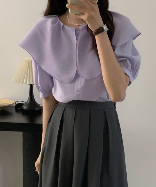 me+em select（ミームセレクト）の「【 ５色展開 】ラッフルフリルビッグカラーシアーパステル半袖シャツブラウス（シャツ/ブラウス・レディース・パープル/ピンク/ブルー/ベージュ/ホワイト・FREE）」の4枚目の写真